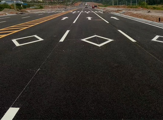 Tinta acrílica à base d